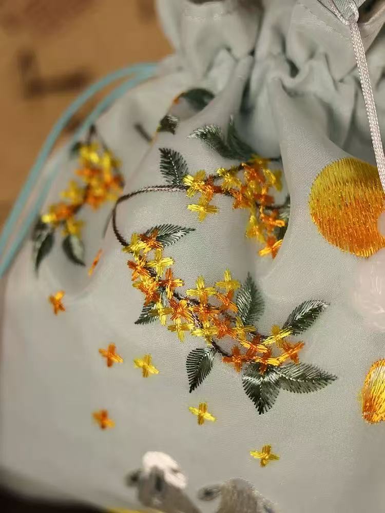 Embroidered Drawstring Bucket Bag - Premium Suzhou Embroidery Gift Pouch, Multi-Style Options