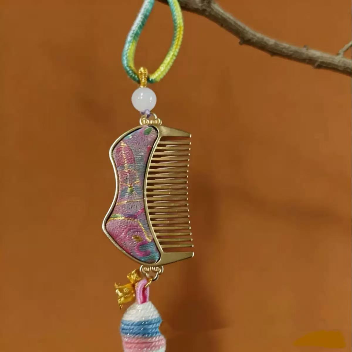 Song Brocade Mini Comb Charm | Ornamental Pendant for Luck & Elegance