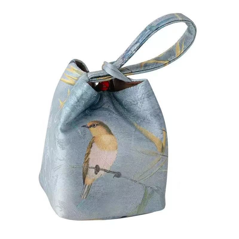 琳LING™ Xiangyunsha Silk Pouch